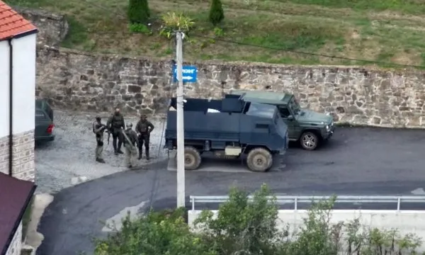 Dy muaj nga sulmi terrorist në Banjskë, Serbia ende e pandëshkuar